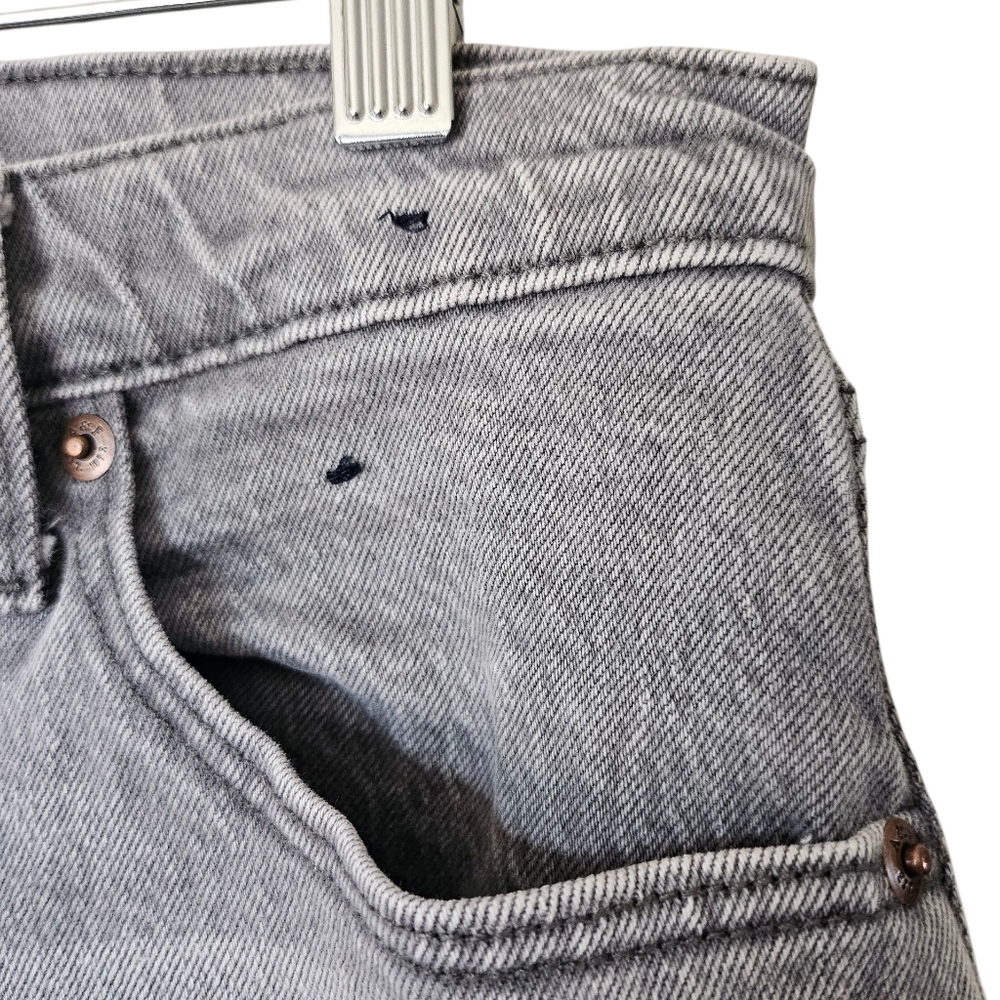 Abercrombie & Fitch Curve Love 90s Straight Ultra High Rise Jeans, Gray, 27/4 - Picture 6 of 10